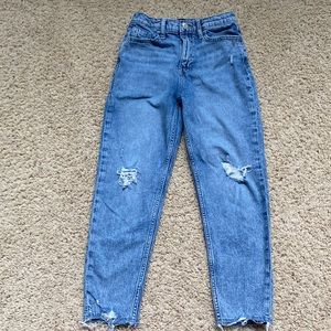 Girls size 10 GAP Mom Jean
